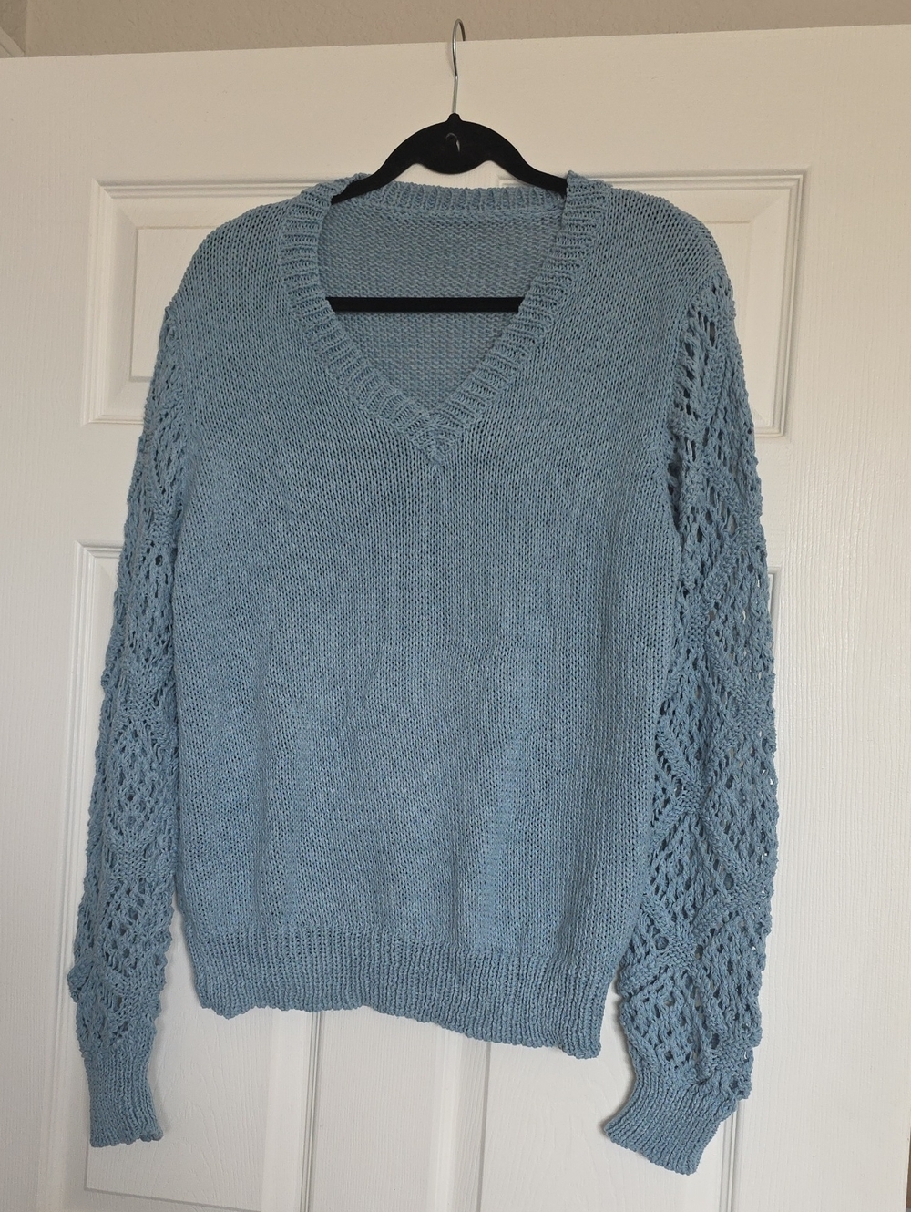 Light Blue V-Neck Knit Sweater with Lace Sleeves
